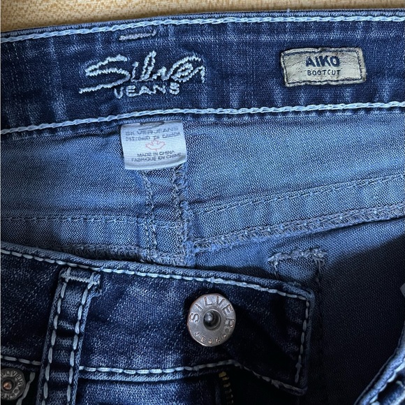 SILVER Jeans AIKO bootcut size 28W - Picture 4 of 6